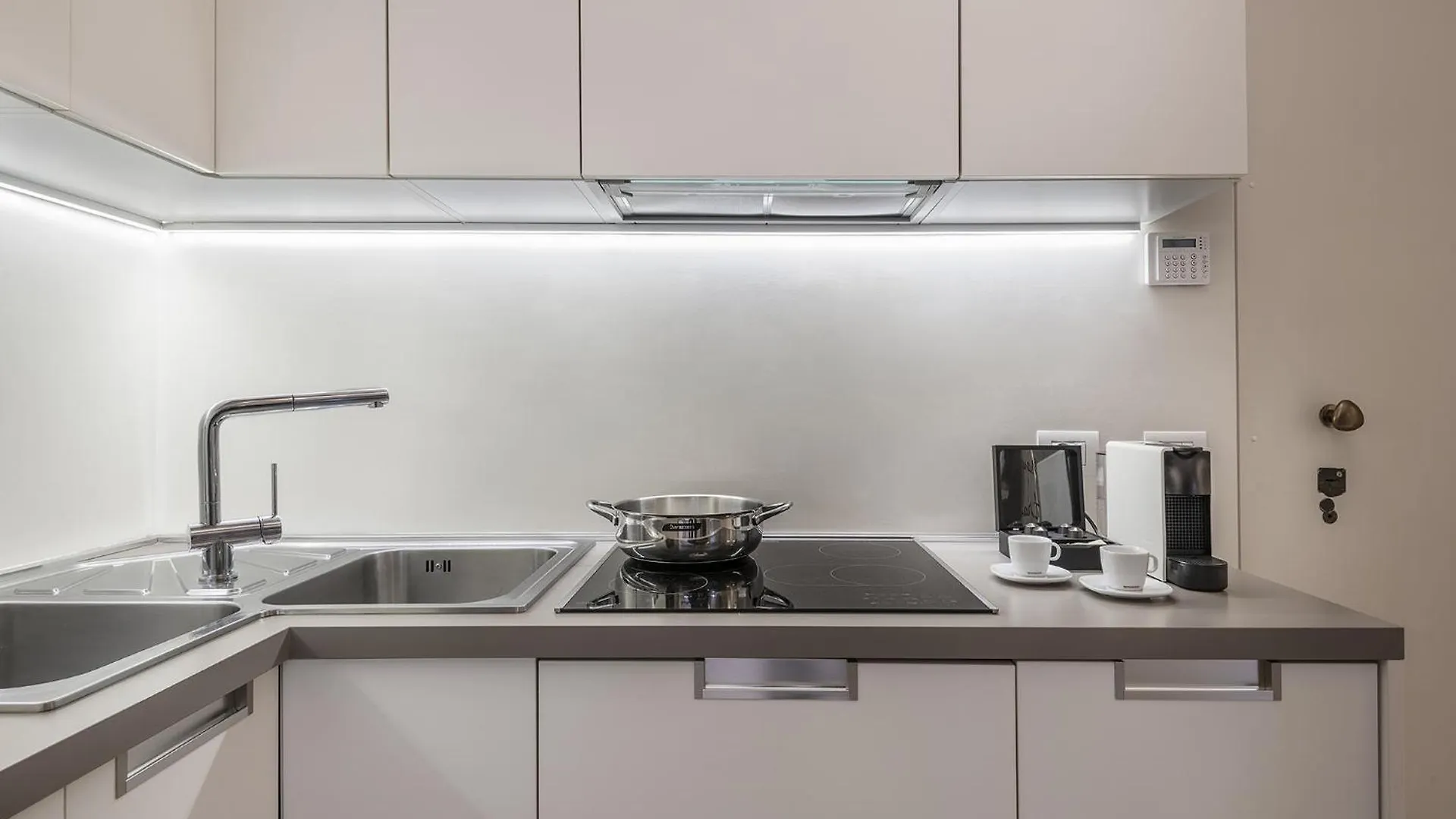 Fifty Eight Suite Milan Repubblica Apartamento